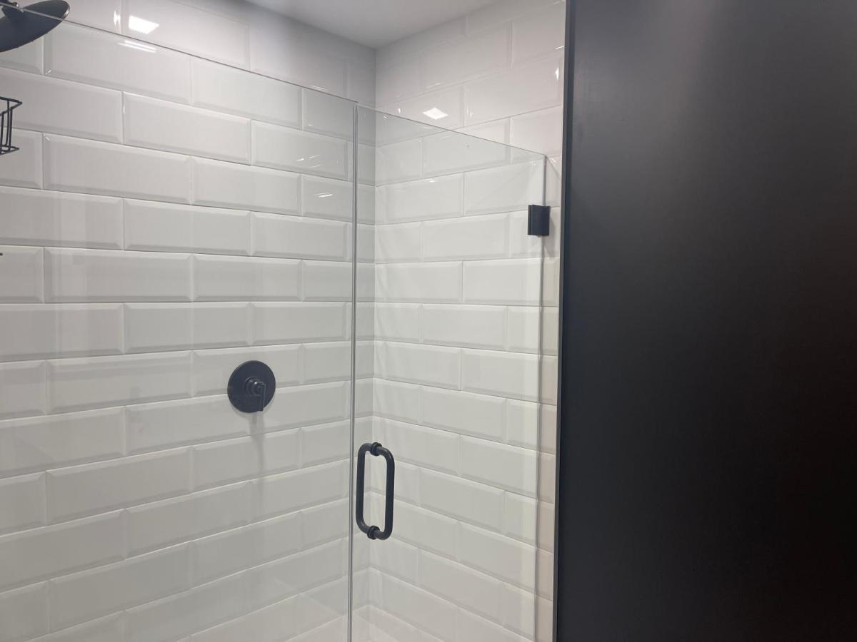 Apartamento Hartford Downtown: 2Mins Walk To Xl Center Exterior foto