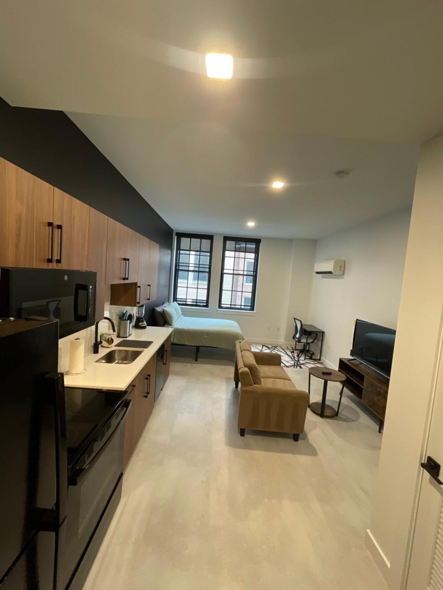 Apartamento Hartford Downtown: 2Mins Walk To Xl Center Exterior foto